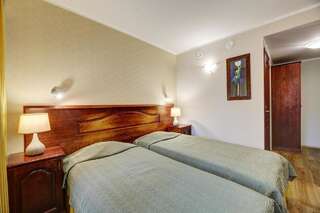Отель Hotel Legend Пярну Двухместный номер с 2 отдельными кроватями-2