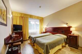Отель Hotel Legend Пярну Двухместный номер с 2 отдельными кроватями-3